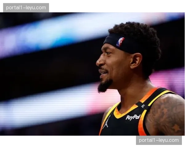 太阳客场力克国王 布克复出助球队终结连败